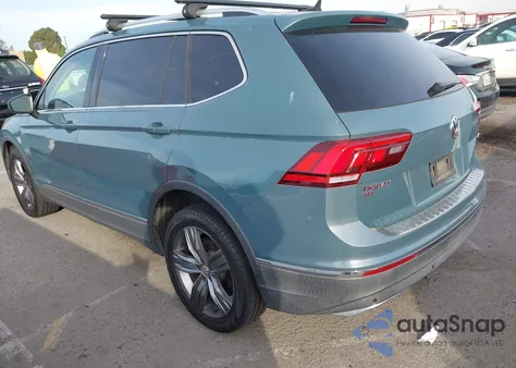 2019 Volkswagen Tiguan 2.0T Sel Premium/2.0T Sel Premium R-Line из США, поврежденный, VIN 3VV4B7AX3KM175845